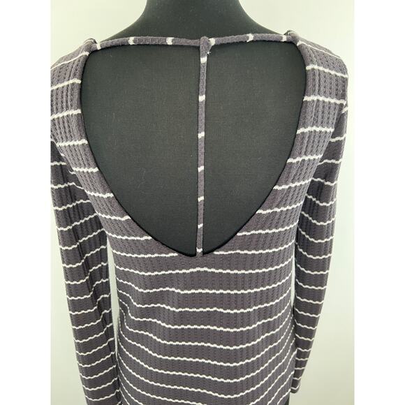 CHASER Gray White Striped Long Sleeve Waffle Knit Women's Top Size S Small - Picture 4 of 9